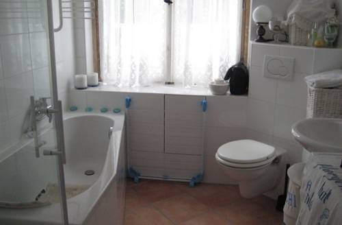 Sweet Home Apartment