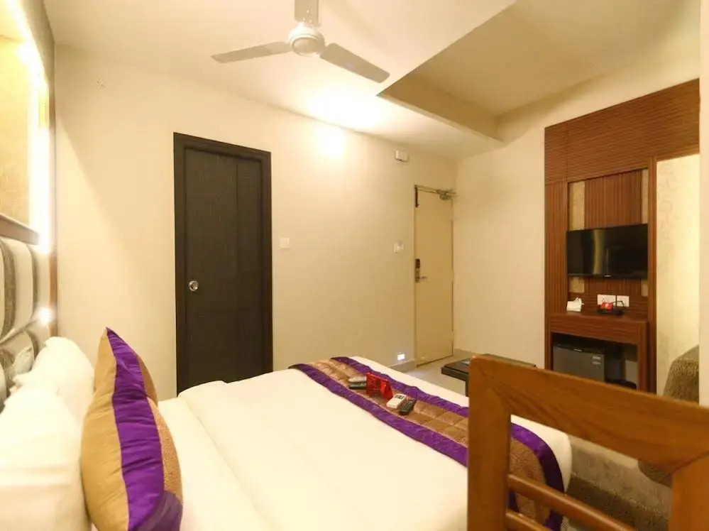 OYO Rooms Anna Salai Greams Road Apollo