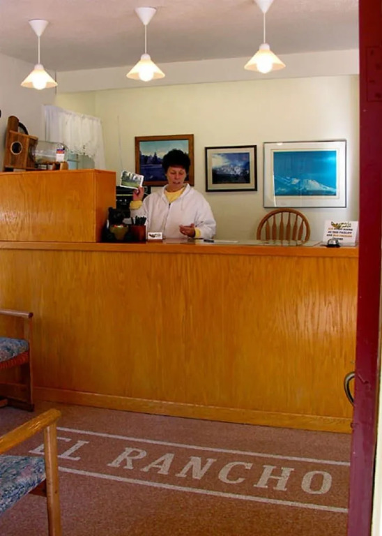 Dunsmuir Lodge