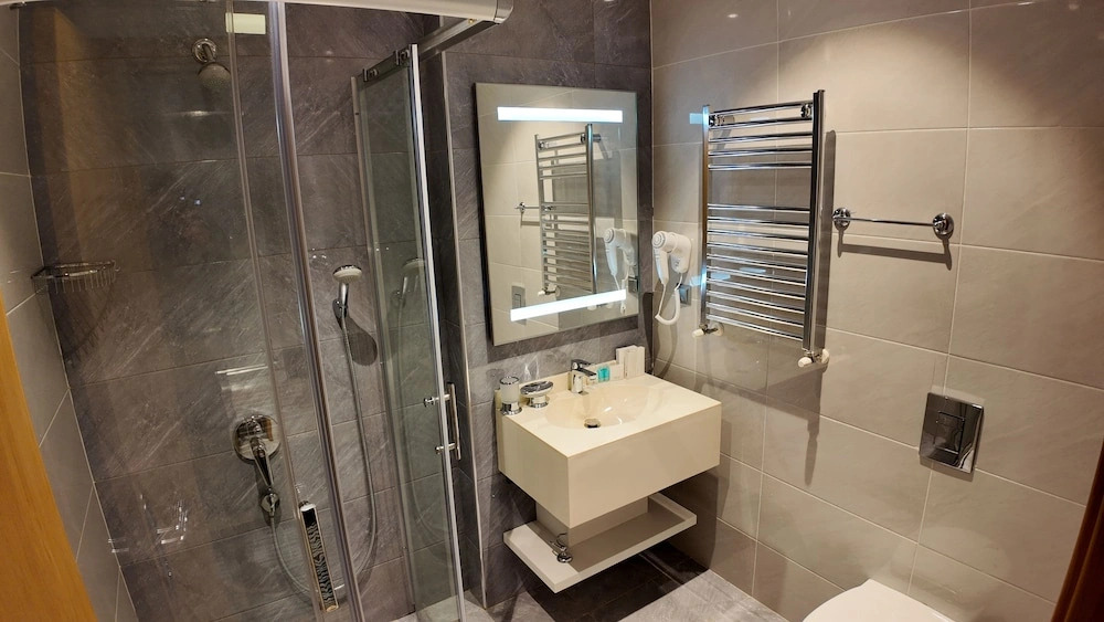 Naftalan Central Wellness Resort