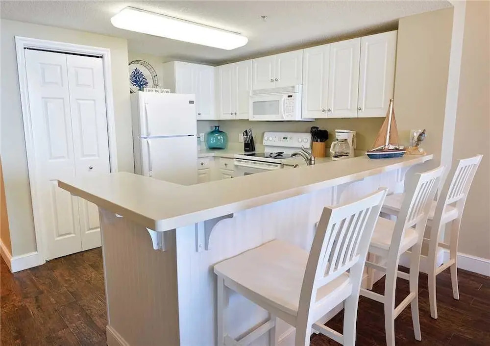 Majestic 1803 West Tower I - Three Bedroom Condo