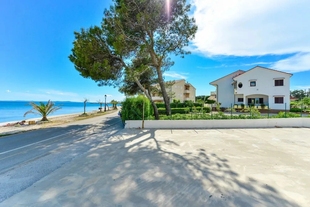 Beachfront Apartment Liveri 3