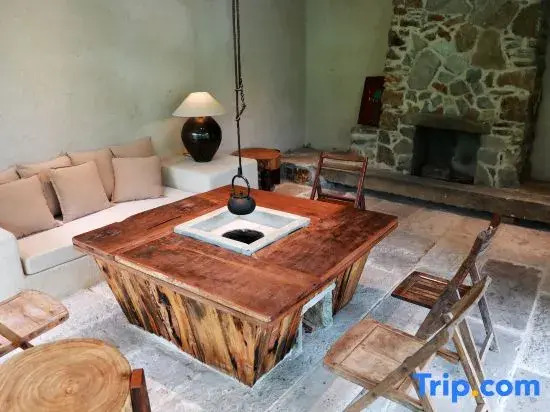 Wudangshan Fudi Ju 33 High Mountain Boutique Stay