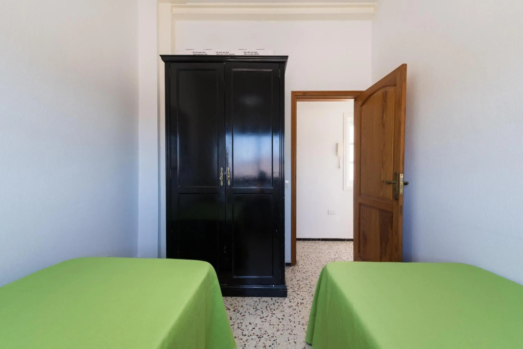 VV La Gaeta 1 "by henrypole home"