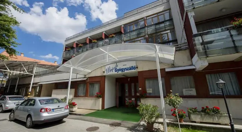 Service 4 You Apartments