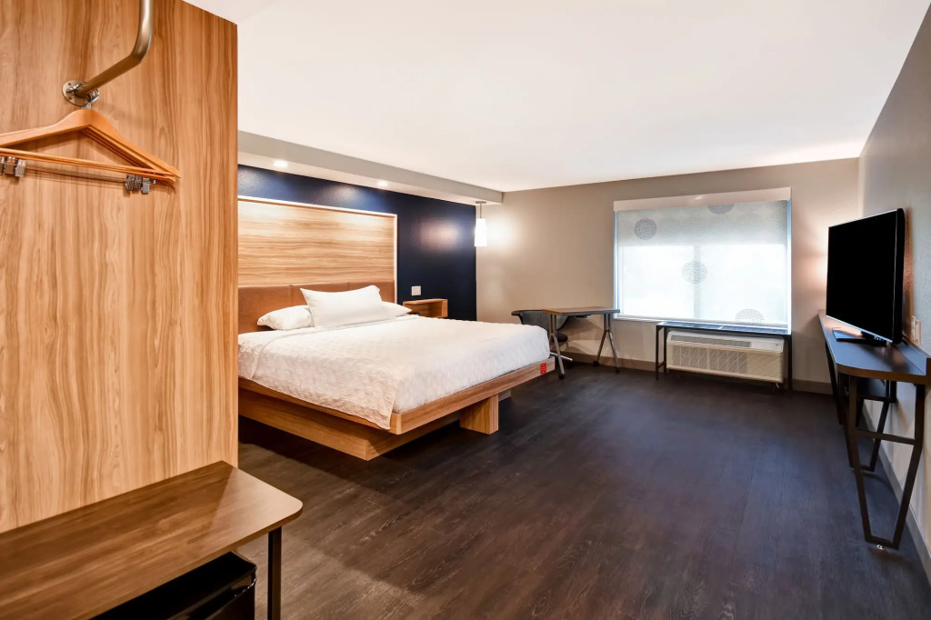 Tru By Hilton Sterling Heights Detroit