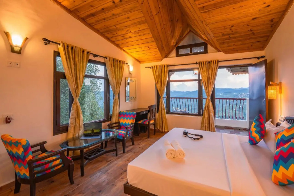 goSTOPS Mukteshwar - Private Rooms and Dorms