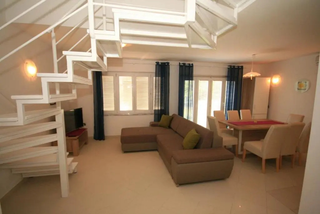 Apartment Mimoza 6, Baska, Krk