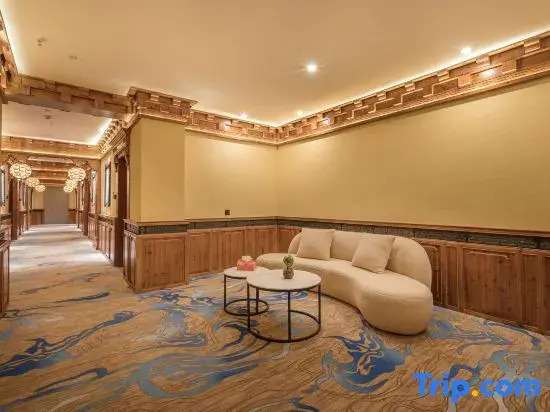 Gang Yongqu Boutique Hotel (Ganzi County Gesar King City)