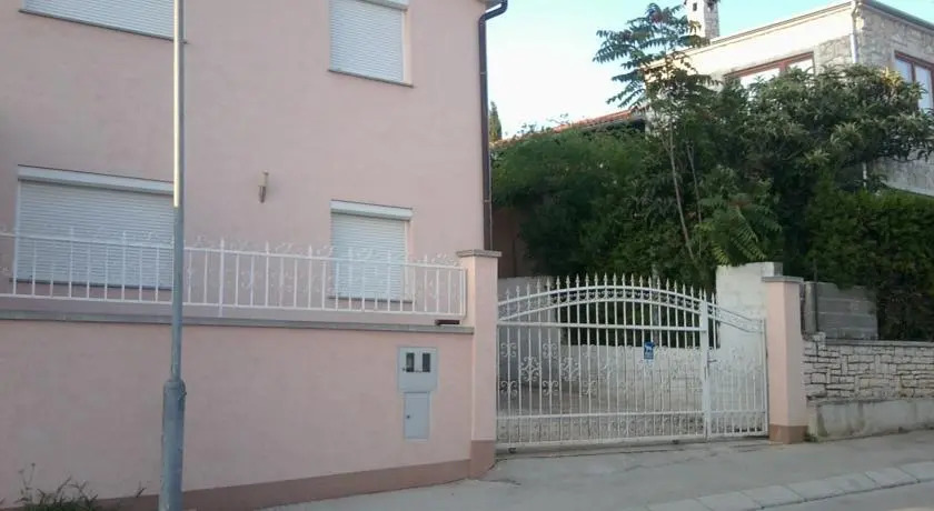 Apartments Edo