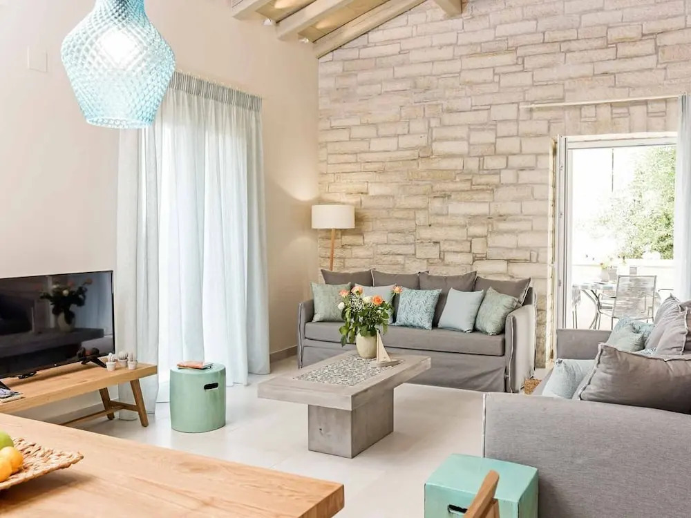 Villa Yaisemi by PosarelliVillas