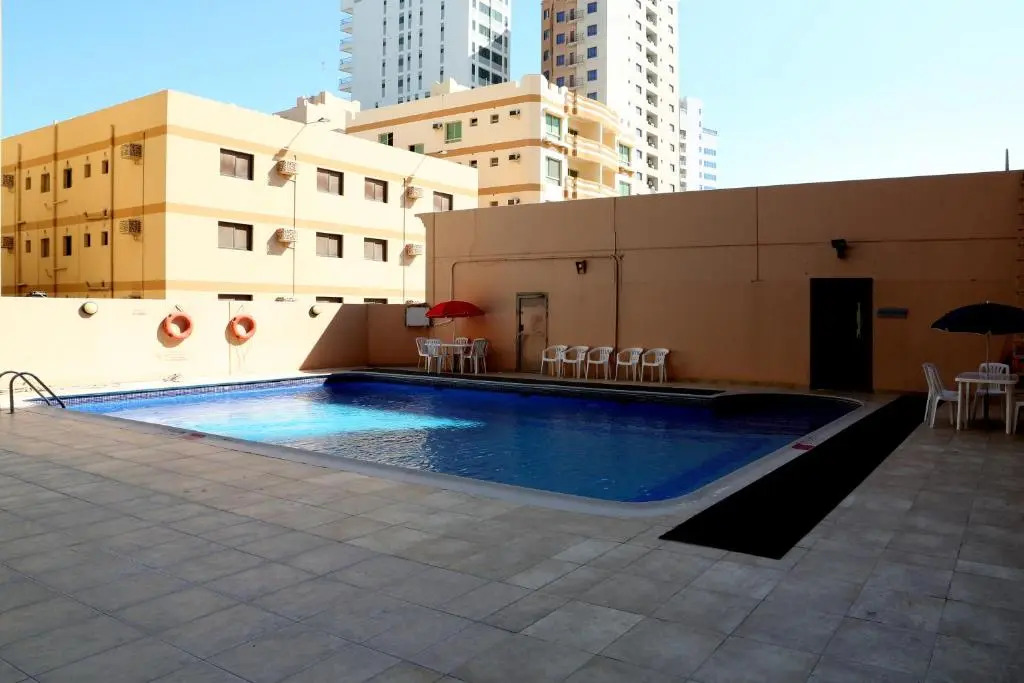 Monroe Hotel & Suites