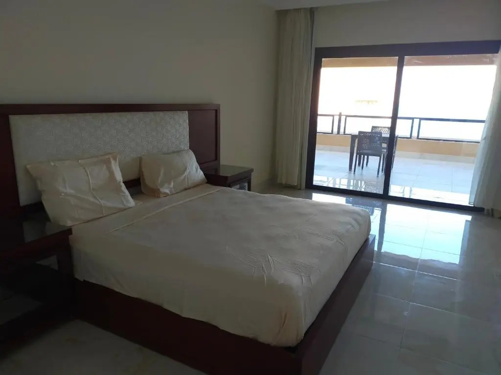 Serenity The View Golden Residence