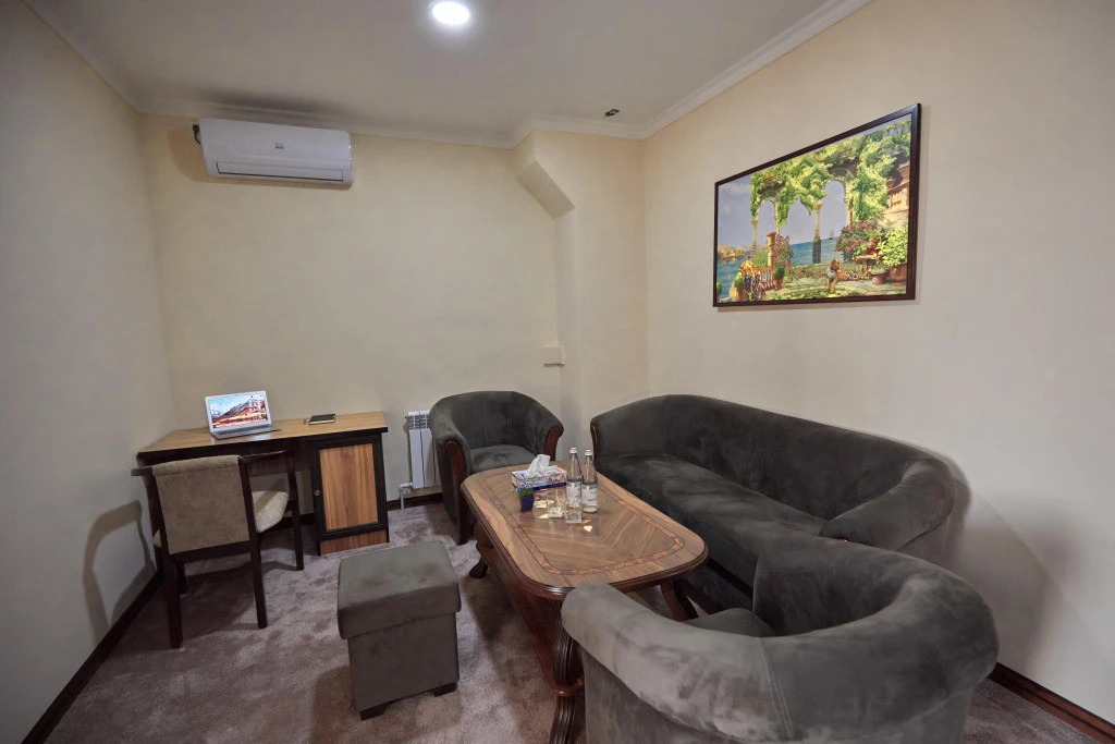 BAL Tabassum Hotel