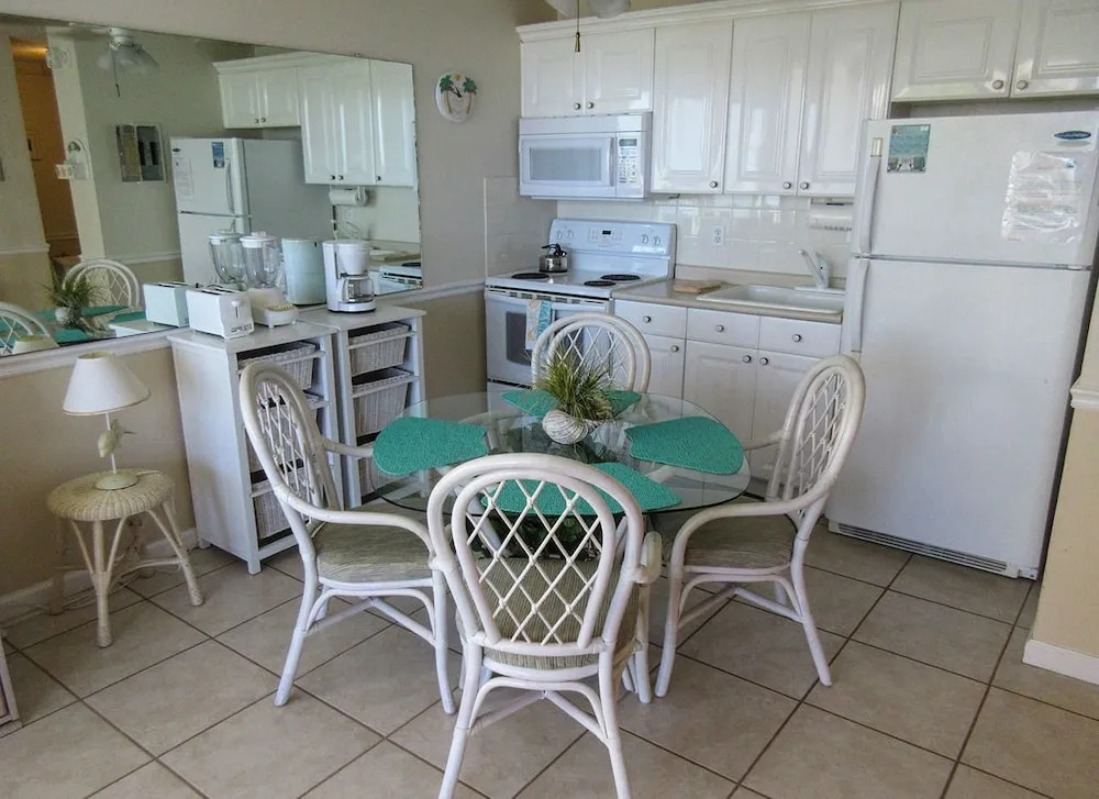 Estero Beach & Tennis 307a 1 Bedroom Condo