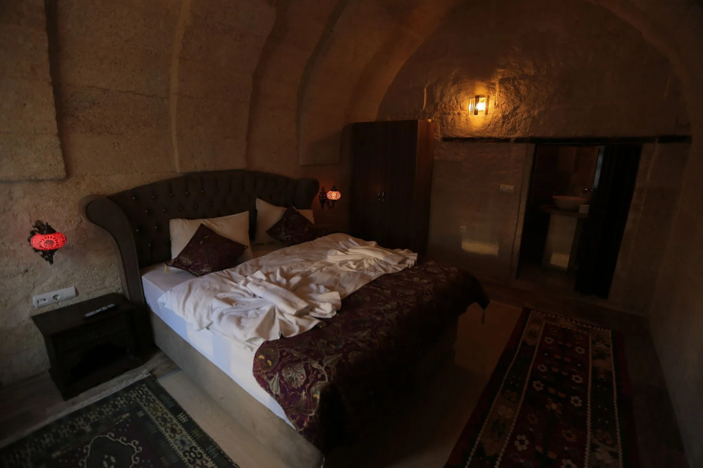 Sandık cave house