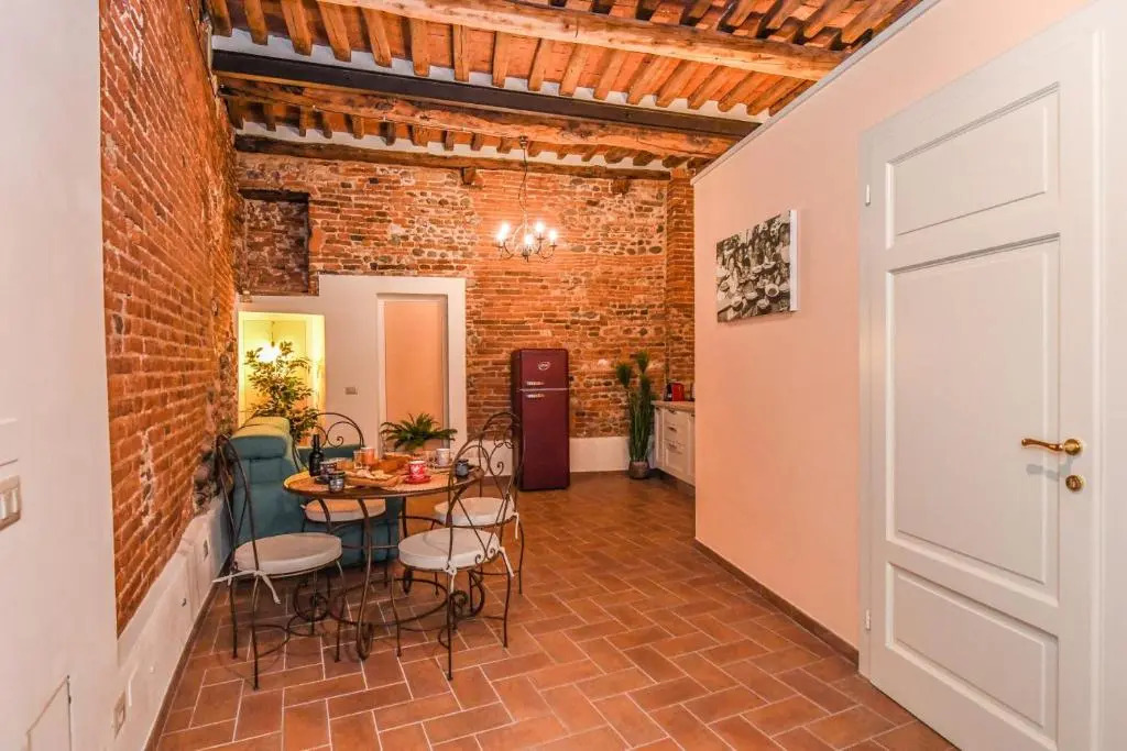 Micheli Suite Anfiteatro Square