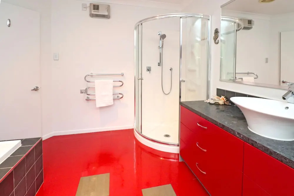Hideaway in Harrowfield