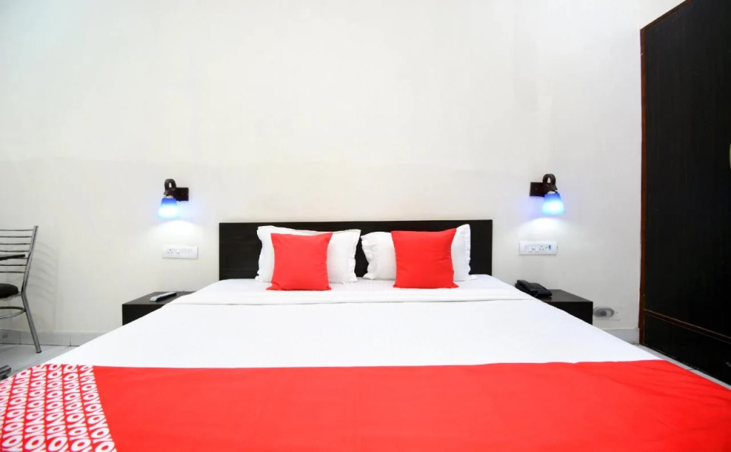 Hotel Diamond By OYO Rooms