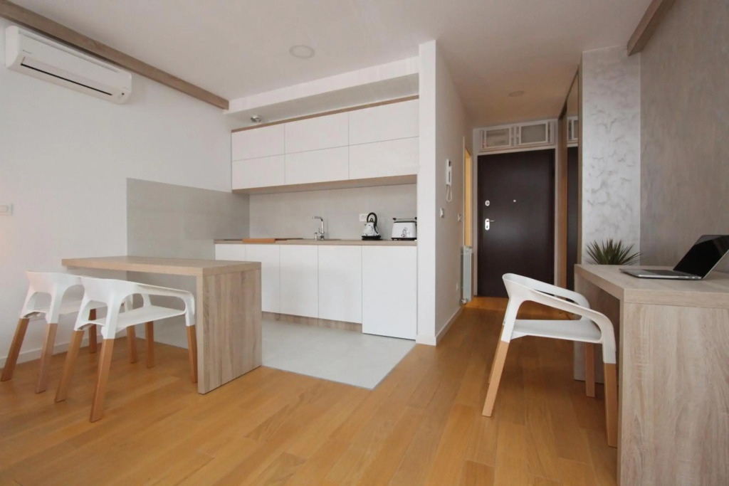 New Belgrade Apartments Magnetic, parking 5 evra dan