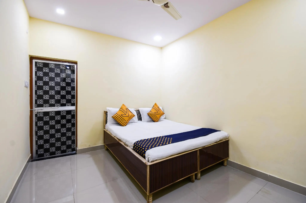 SPOT ON 65715 Gaurav Guest House