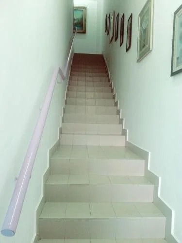 Lavender Riverside Hotel