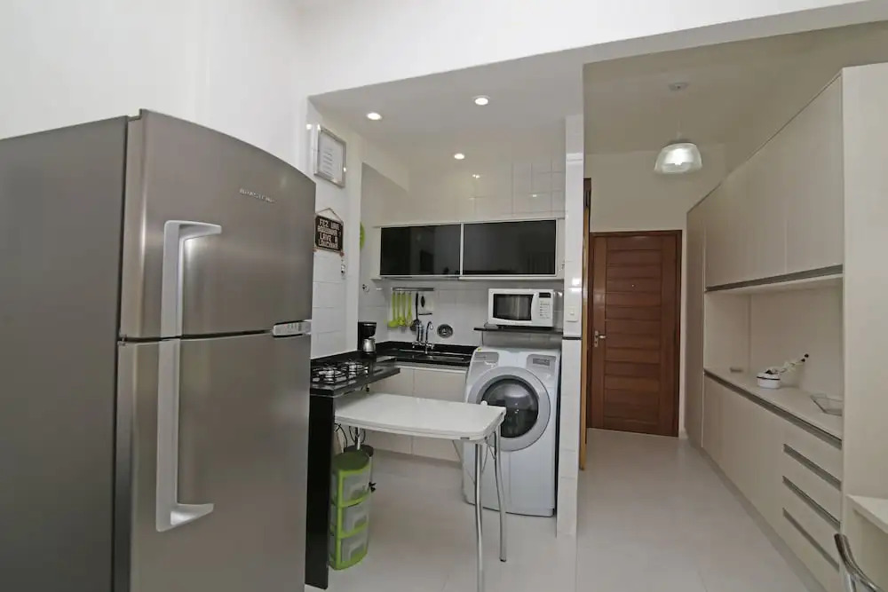 Rio Rentals 021- C066 Studio com maquina de lavar em Copacabana