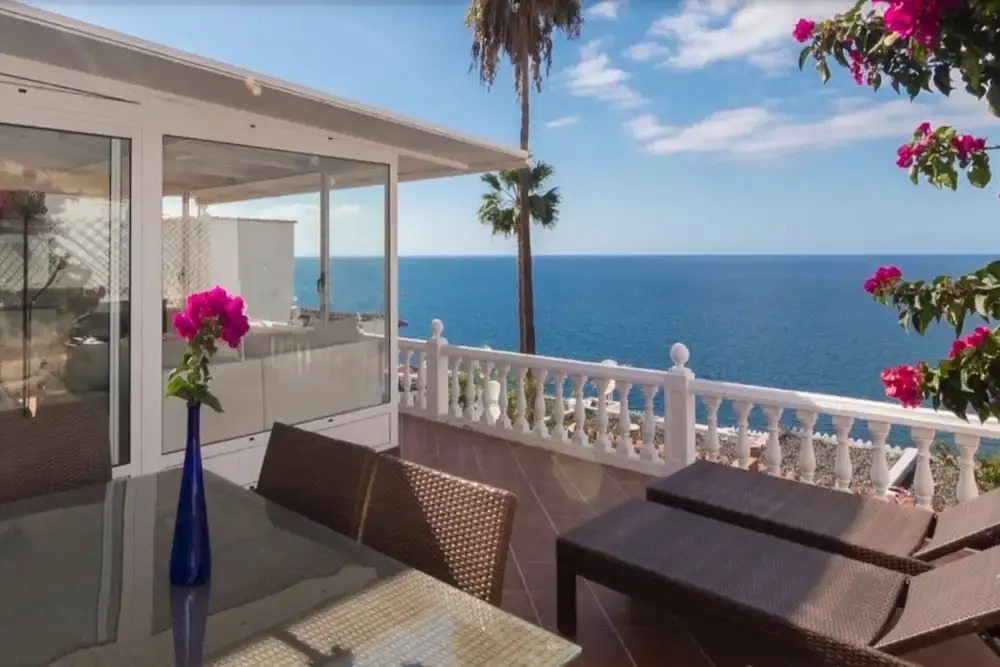 Sunset Balcony with Ocean Views and pool access
