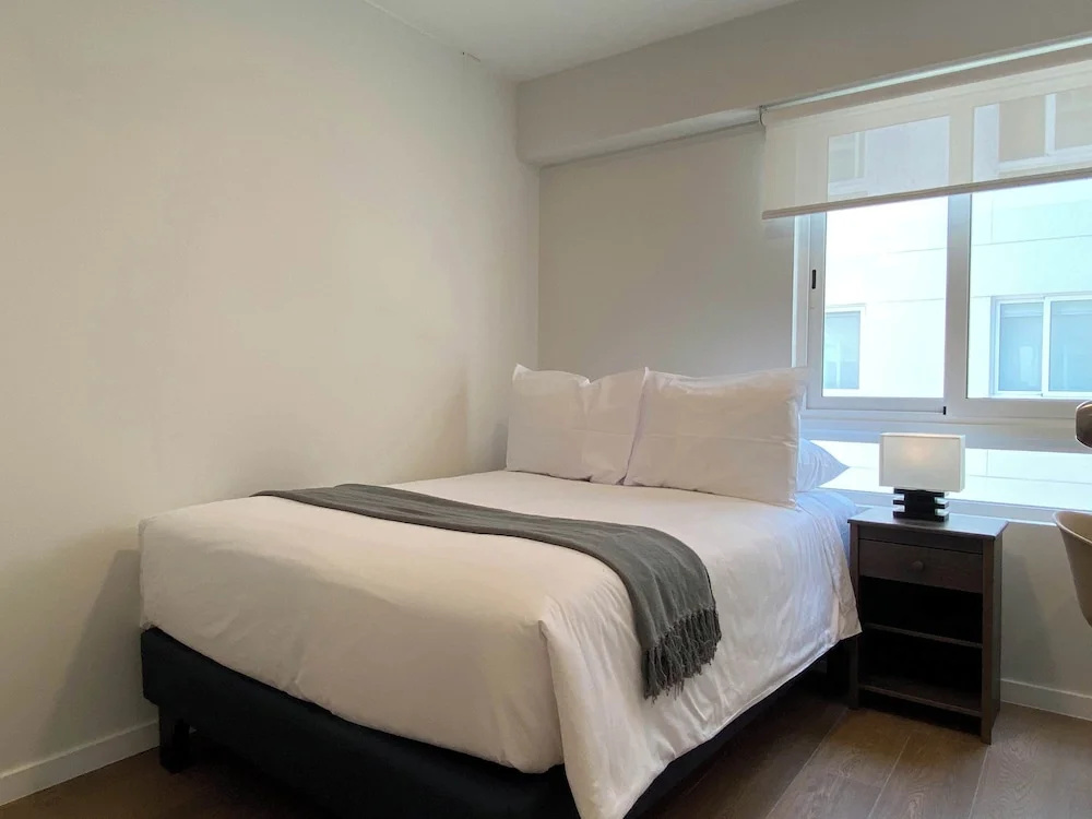 w Engaging 2BR w Cozy Balcony in Miraflores