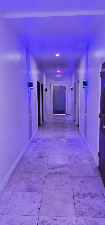 B&J HOTEL AND APARTMENTS