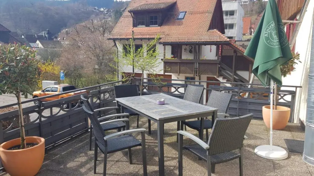 Muggel Apartments