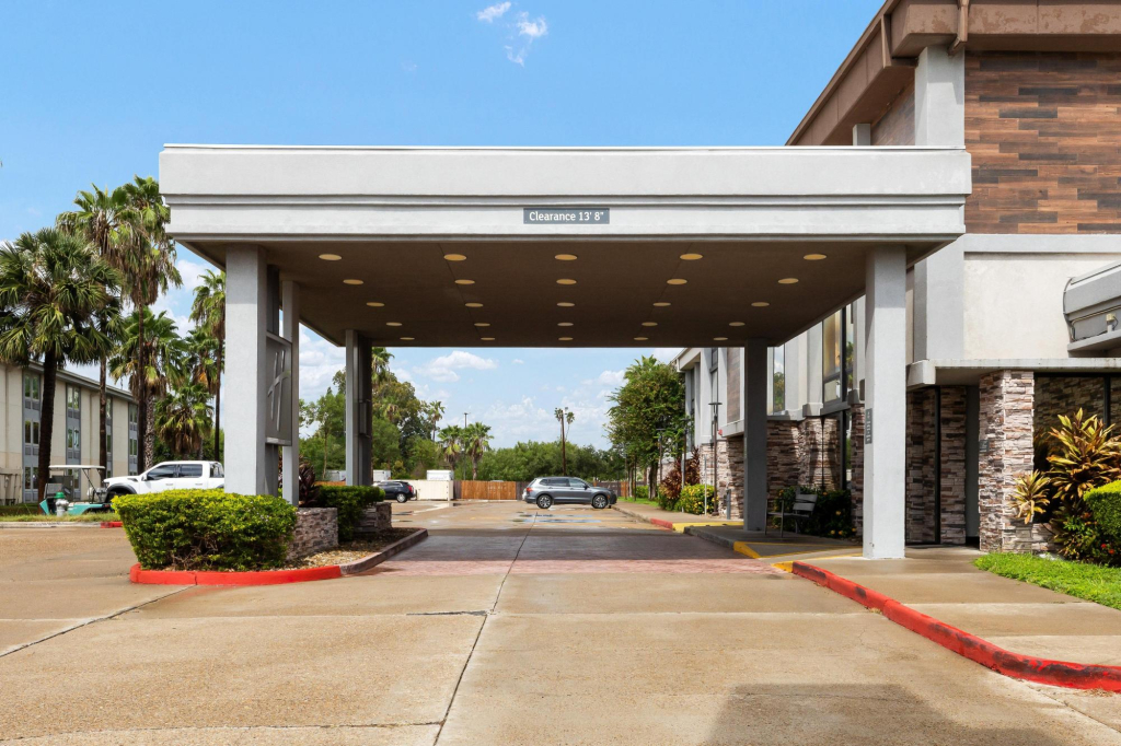 Holiday Inn MCALLEN-CIVIC CENTER