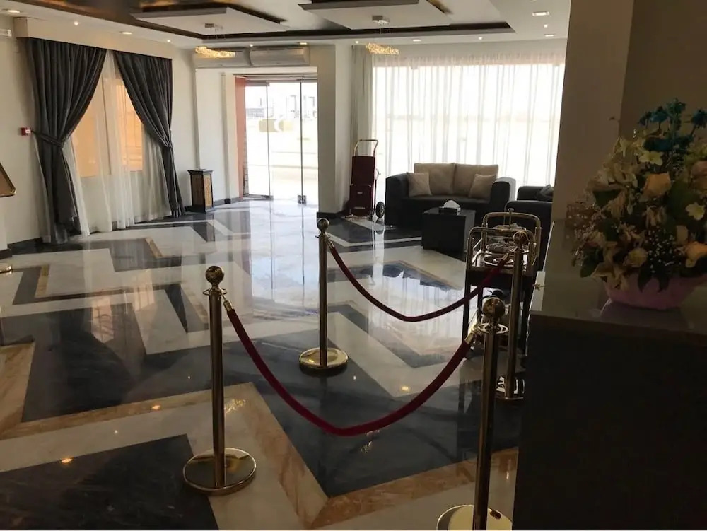 Brief Hotel