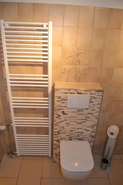 Ferienwohnung Schelsen - komplett modernisiert