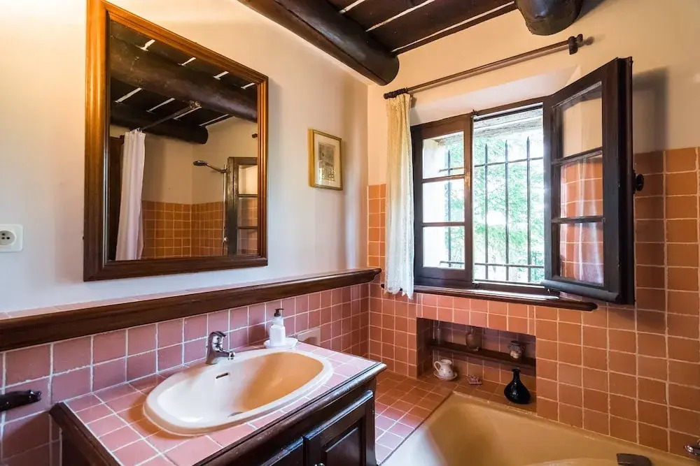 Characteristic, Detached House With Private Swimming Pool