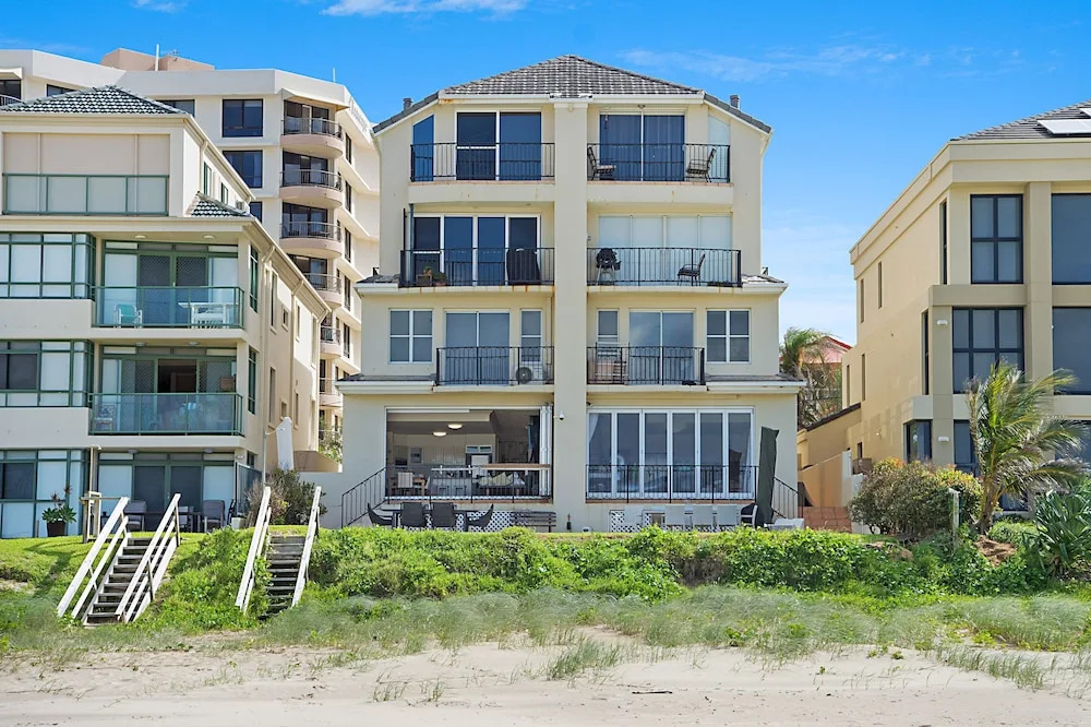 Beachfront Palm Beach Townhouse