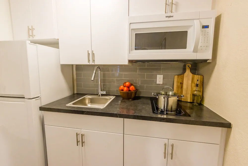 Intown Suites Extended Stay Select Hampton VA