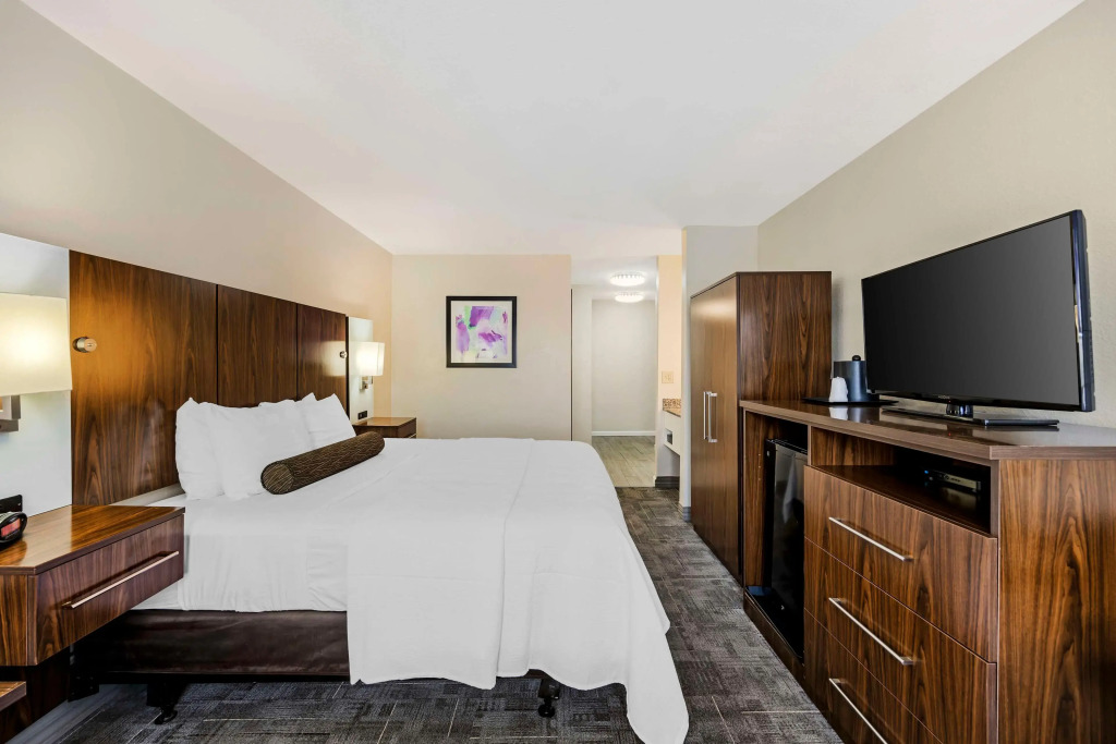 Best Western Gen X Inn