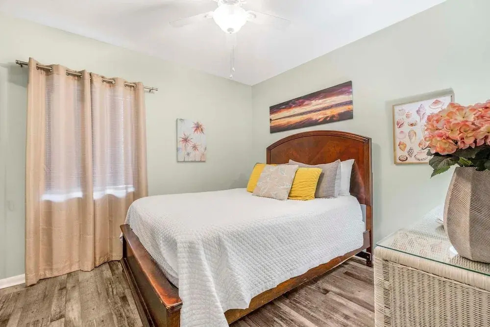 Romar Place 302