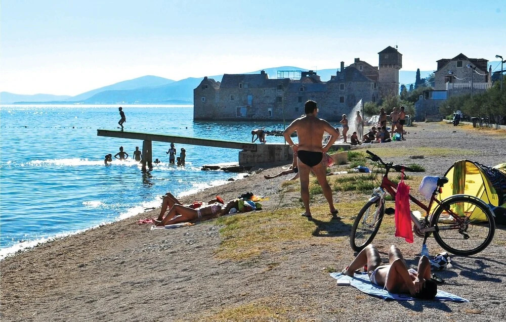 Awesome Home in Kastel Gomilica With Wifi and 3 Bedrooms