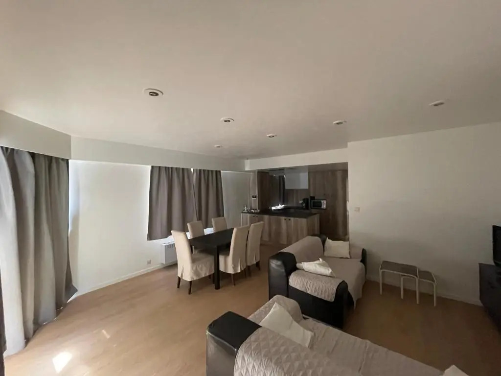 BoFeeLie gezellig 2 slaapkamer app aan zee in het bruisende Middelkerke!