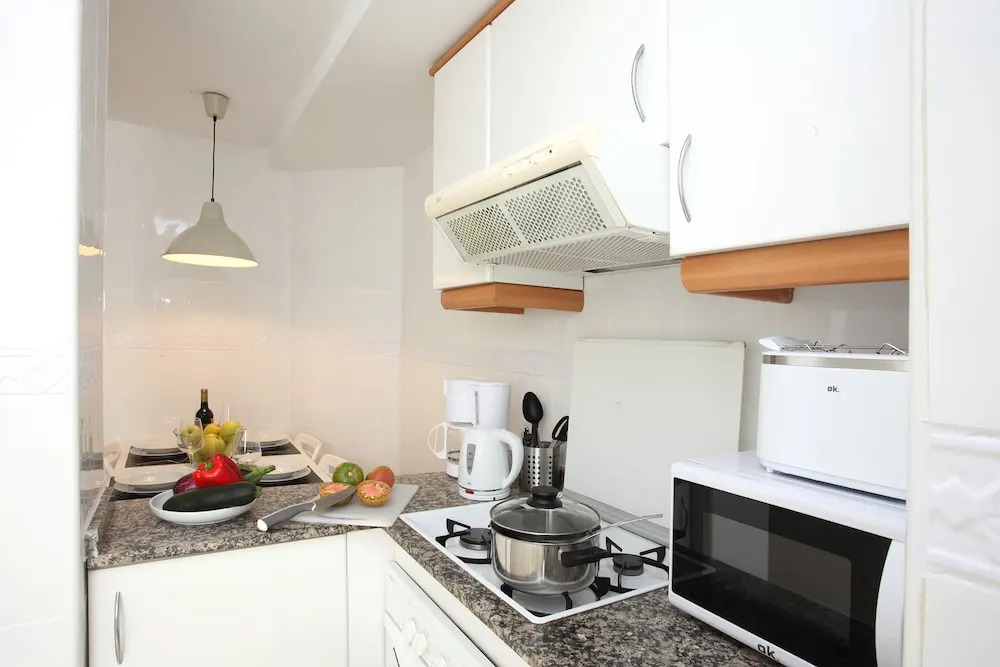 Mirador 1 del Mercado Central - habitacion con baño privado en el centro de la Ciudad Vella