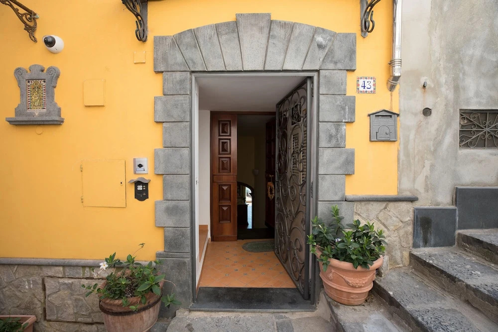 De Vivo Realty - Ilary House Positano