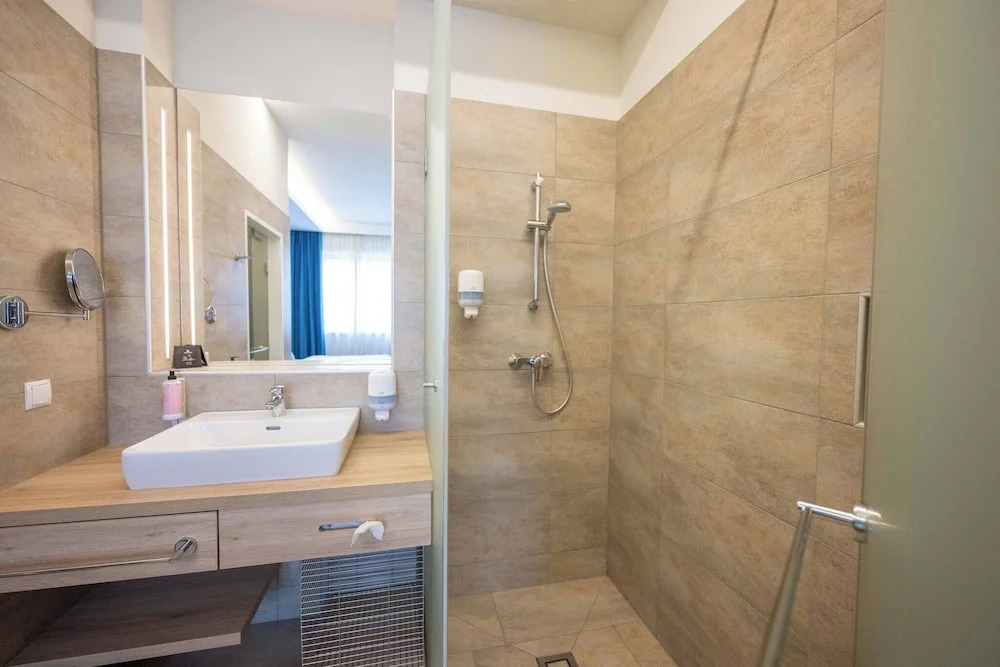 Family Apartment for 2 Adults and 2 Children in the South of Graz 24-7 Check-in