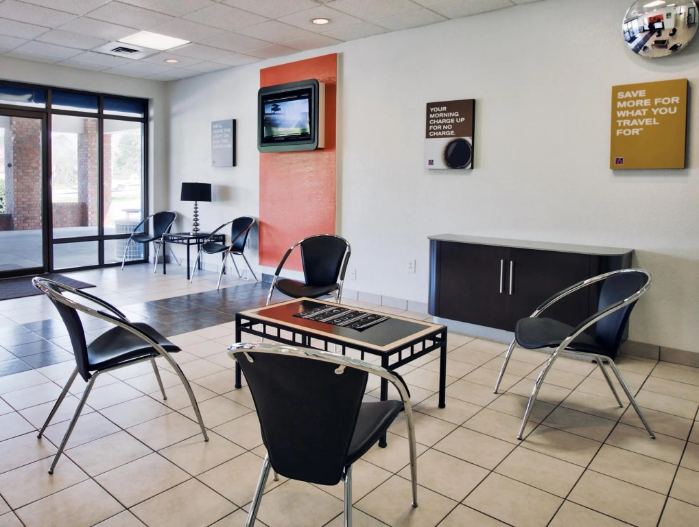 Motel 6-Tallahassee, FL - Downtown