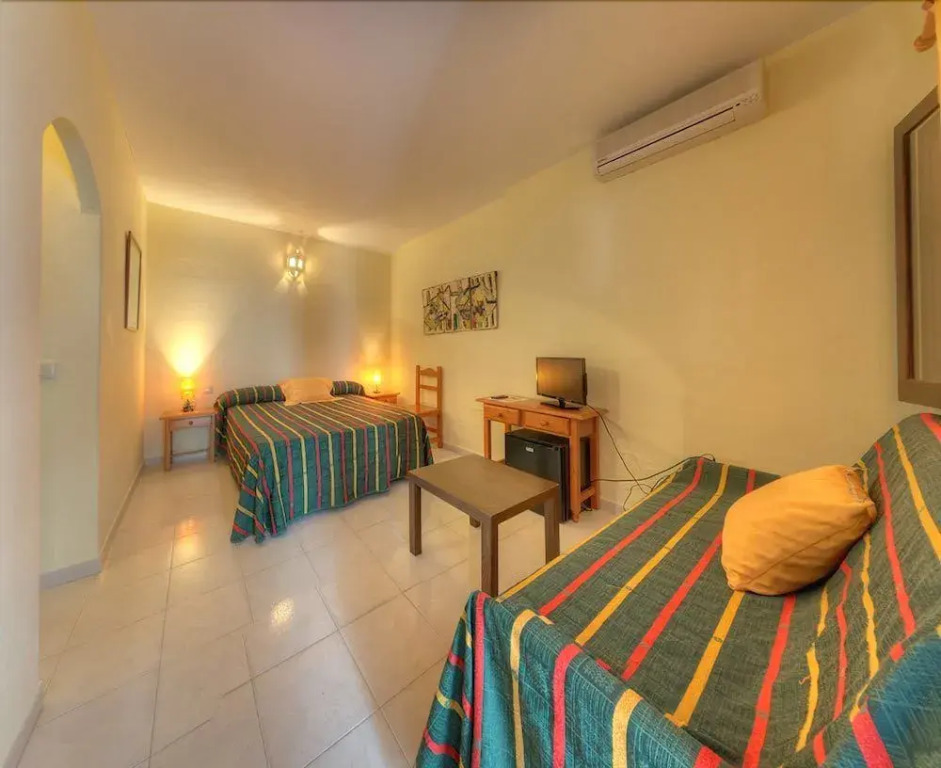 Hostal Alhambra