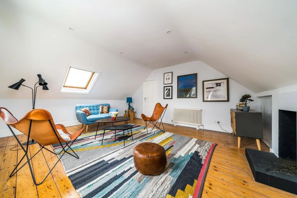 NEW Bohemian 2 Bedroom Victorian Flat in Dalston