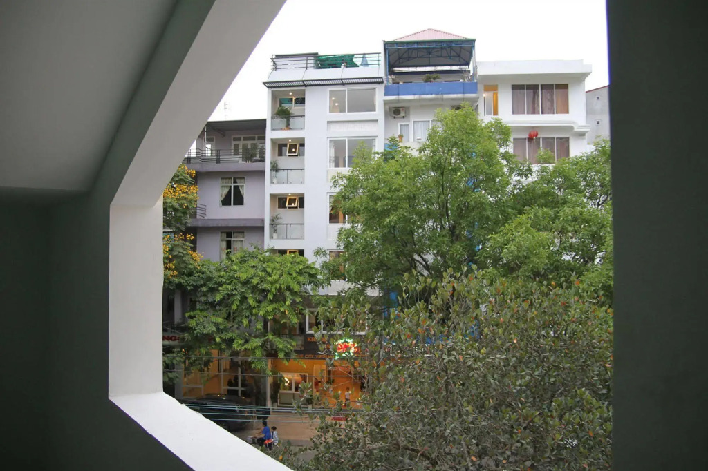 DMZ Hotel ,Central Hue ,Near Perfume River