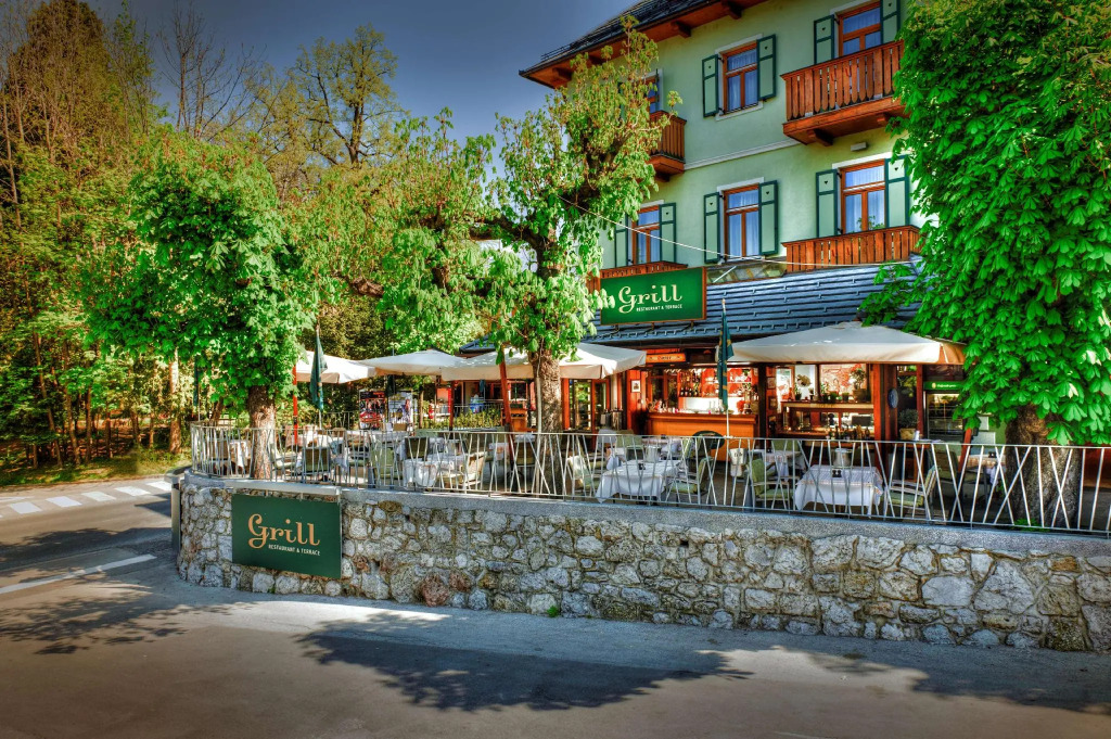 Hotel Lovec