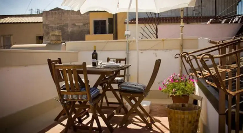 Ortigia Guest House Casa Flora